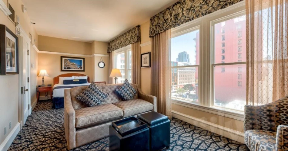 San Diego on a Budget: Discover Cheap Hotels Near Petco Park for Your Stay